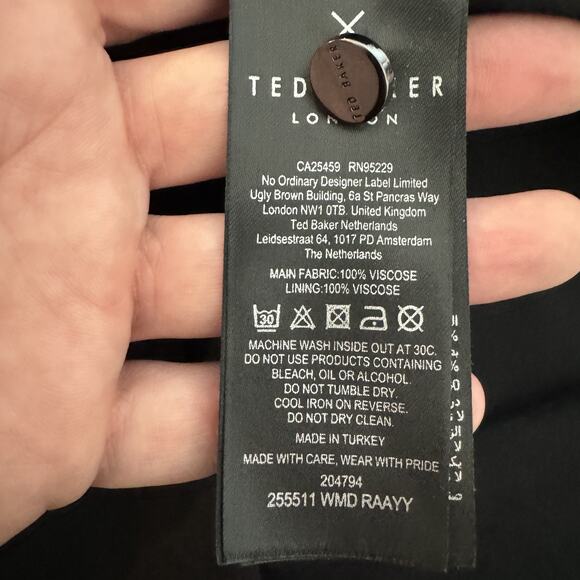 Ted Baker Exaggerated Sleeve Abstract Cat Print Mini Dress Sz 2 US S Black Raayy - Picture 10 of 16